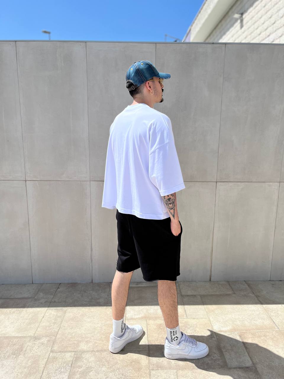 TEE OVER / WANNA-SHORT