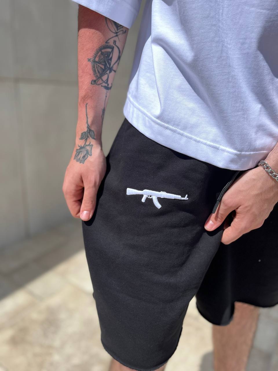 TEE OVER / WANNA-SHORT